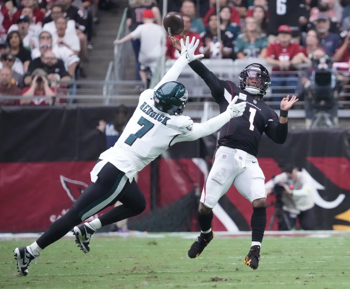 Haason Reddick pressures Cardinals QB Kyler Murray in Week 5